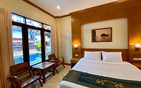 Baan Sudarat Hotel