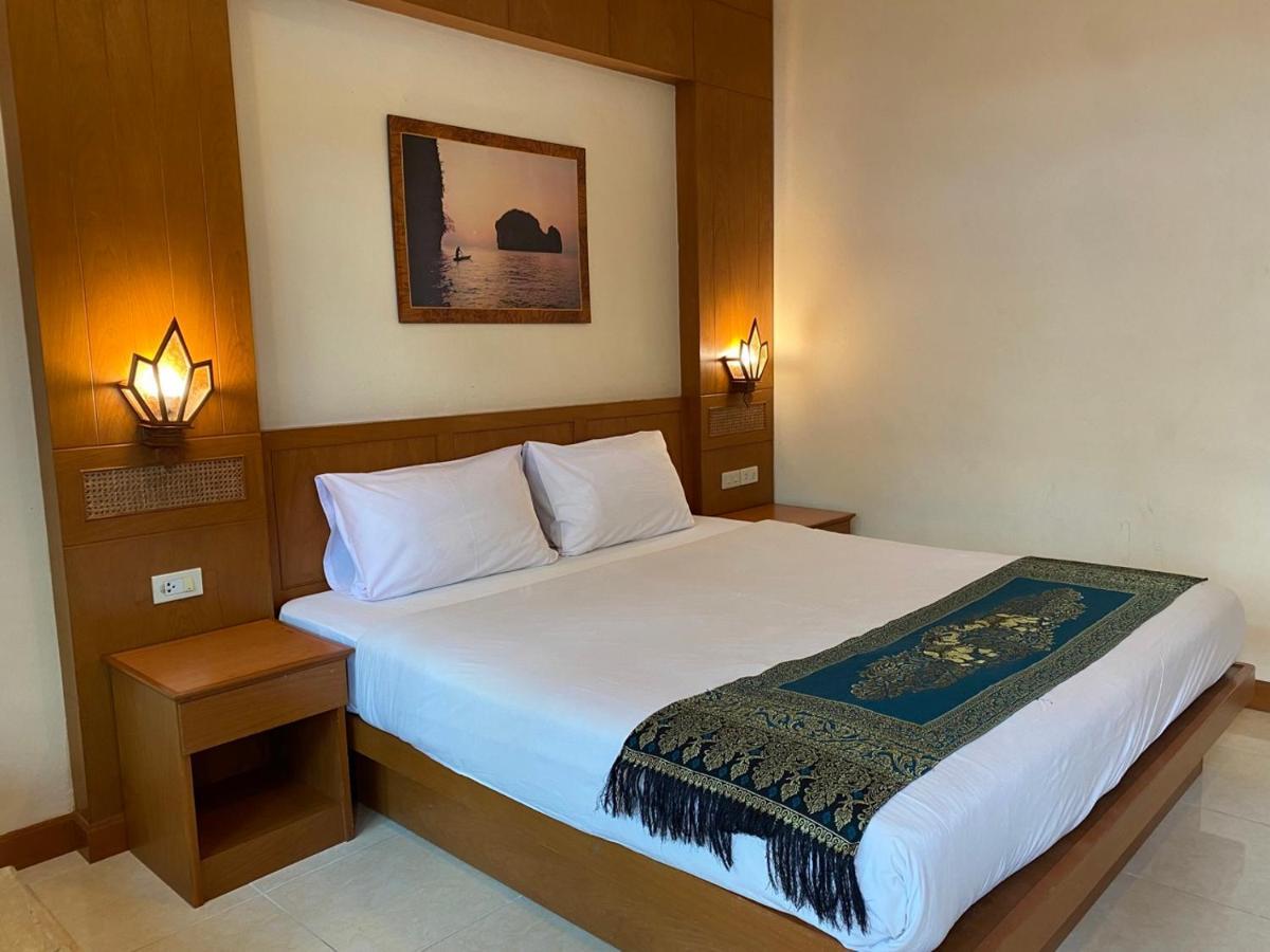 Baan Sudarat Hotel Phuket Room photo